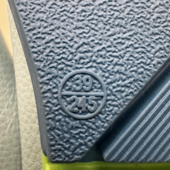 NWOT Lace-up Casual Flat Oxford Lightweight Blue Colourful Soles - Picture 11 of 13